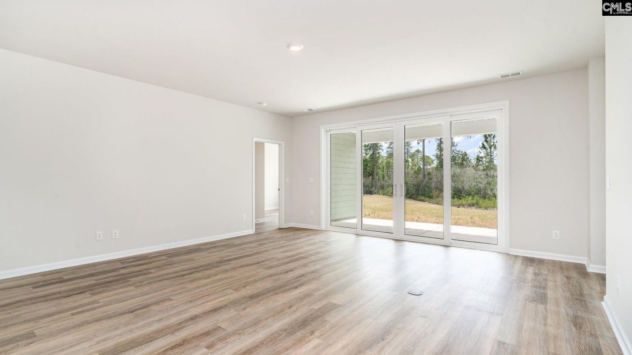 237 Livingston Woods Drive  Photo 11