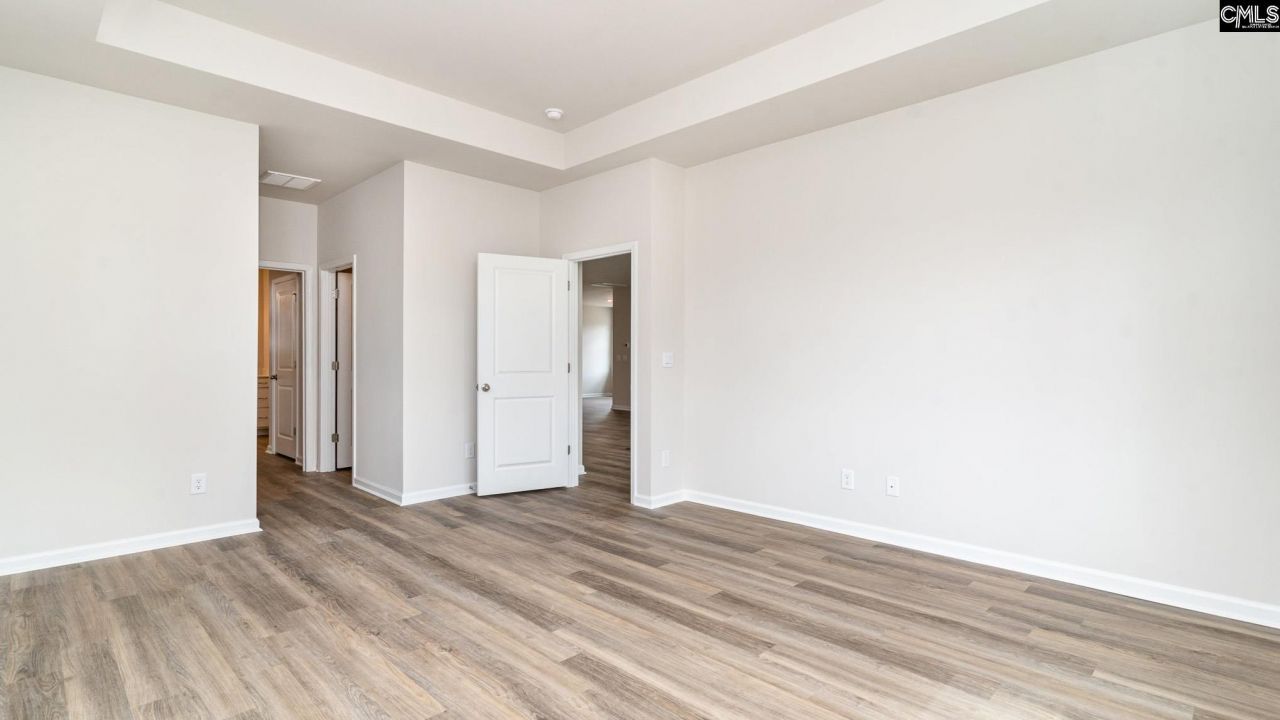 237 Livingston Woods Drive  Photo 13