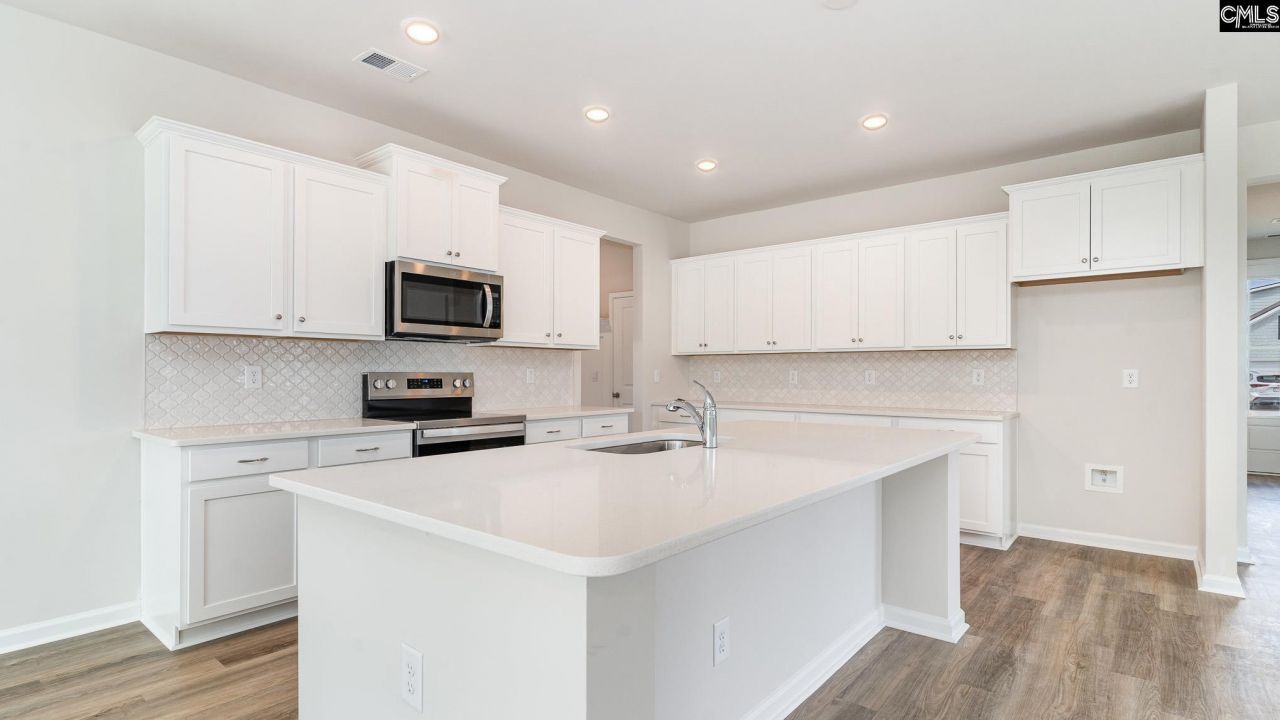 237 Livingston Woods Drive  Photo 8