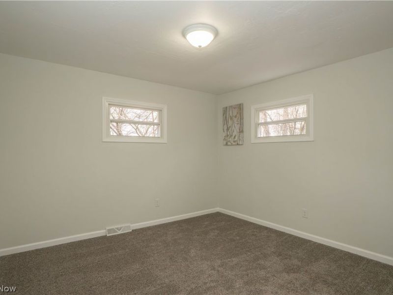 275 20th Street SE, Massillon, OH 44646 Photo 13