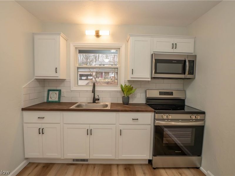 275 20th Street SE, Massillon, OH 44646 Photo 9