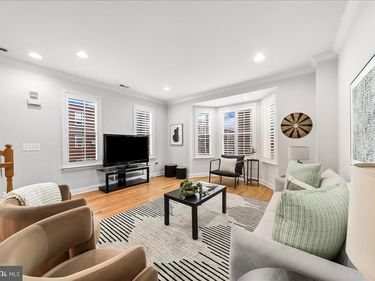 1000 S DORRANCE STREET, PHILADELPHIA, PA 19146