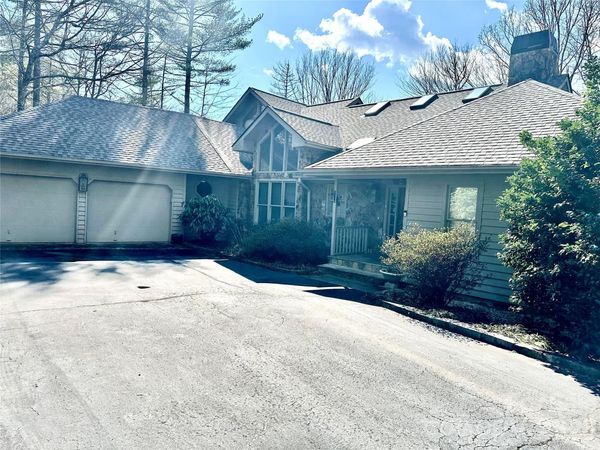 940 Winding Creek Road , Sapphire, NC 28774
