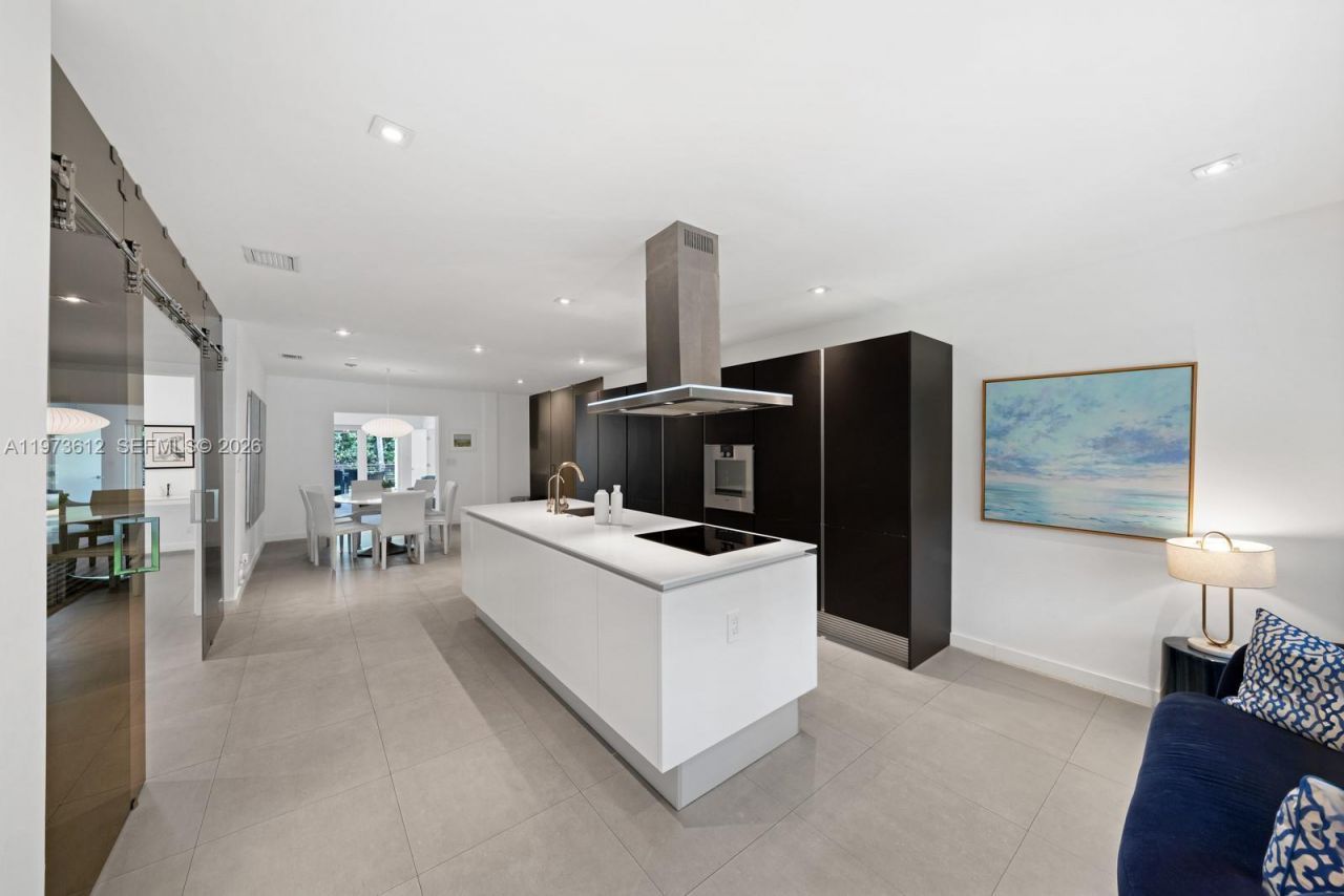 114 5th Dilido Ter , Miami Beach, FL 33139 Photo