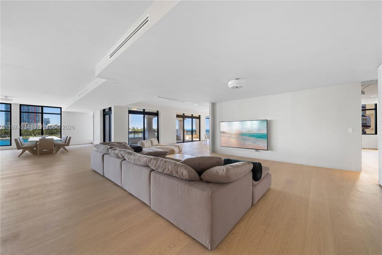 7043 Fisher Island Dr, Unit 7043, Miami Beach, FL 33109 Photo