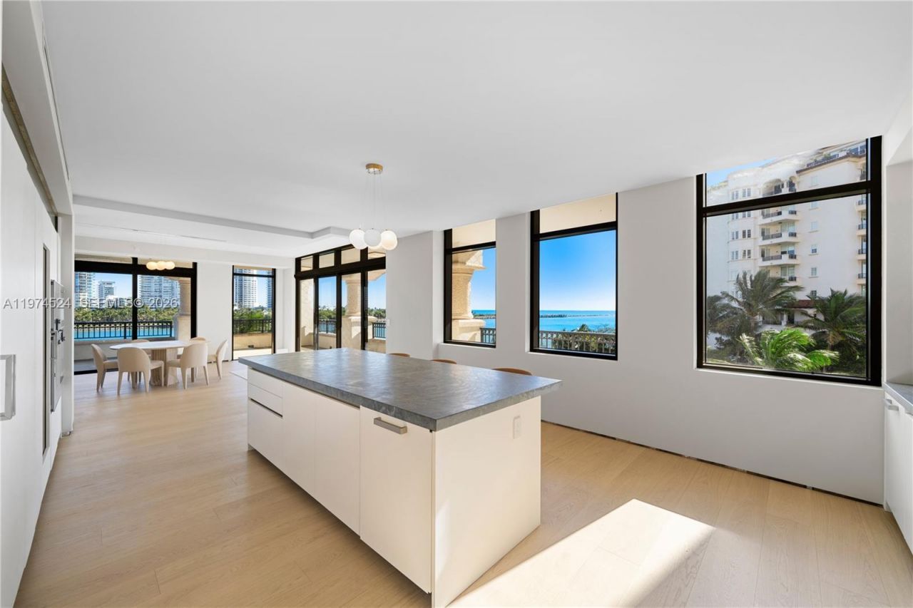 7043 Fisher Island Dr, Unit 7043, Miami Beach, FL 33109 Photo