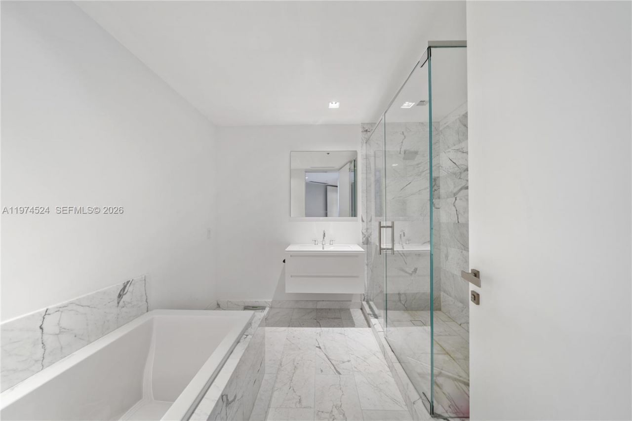 7043 Fisher Island Dr, Unit 7043, Miami Beach, FL 33109 Photo