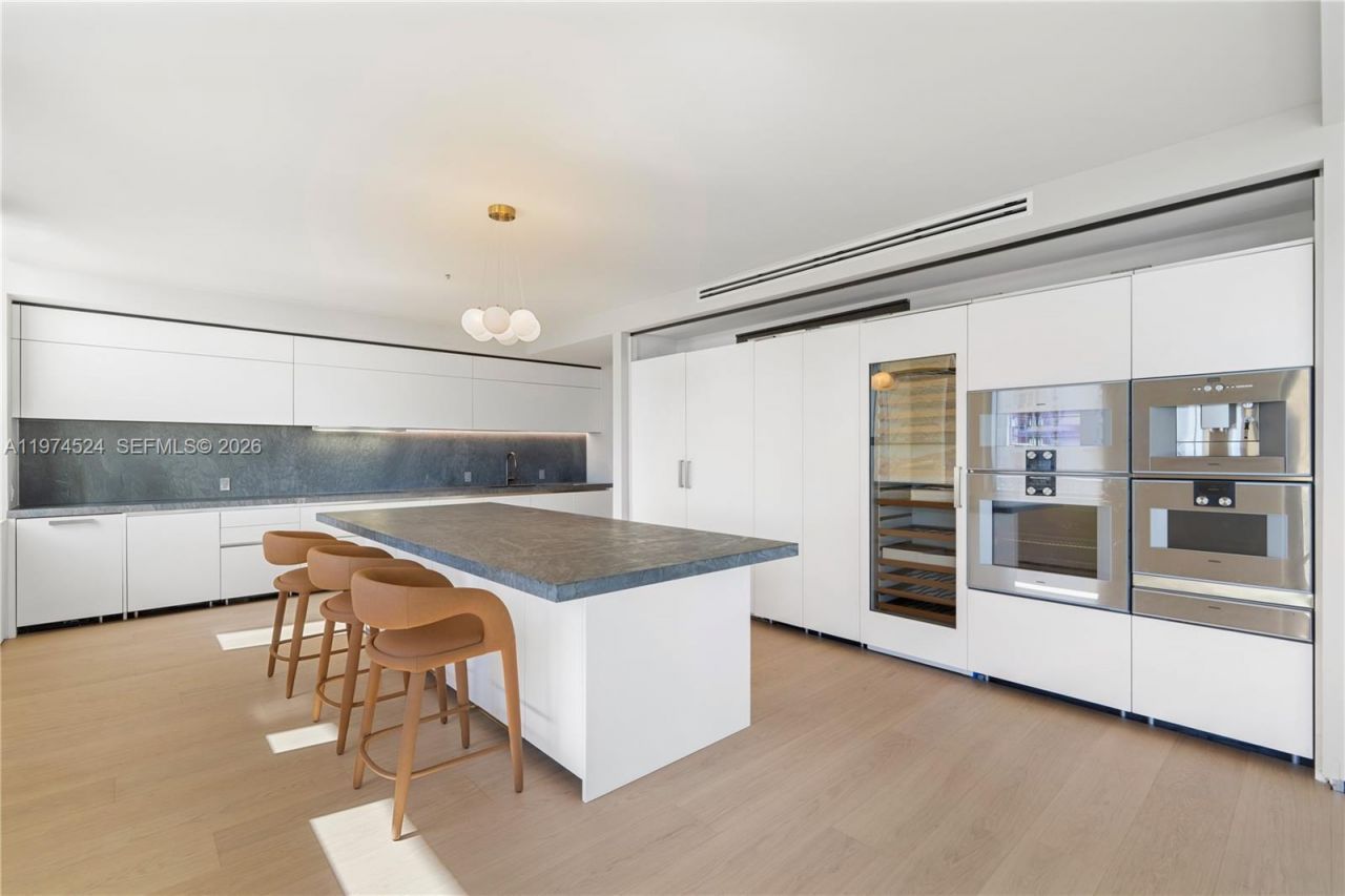 7043 Fisher Island Dr, Unit 7043, Miami Beach, FL 33109 Photo