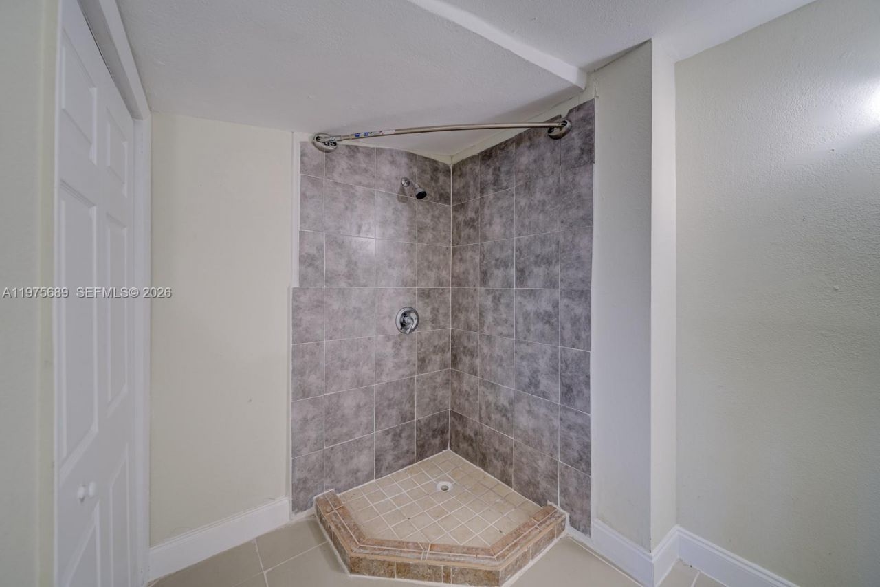 829 NW 56th St, Unit 829, Miami, FL 33127 Photo