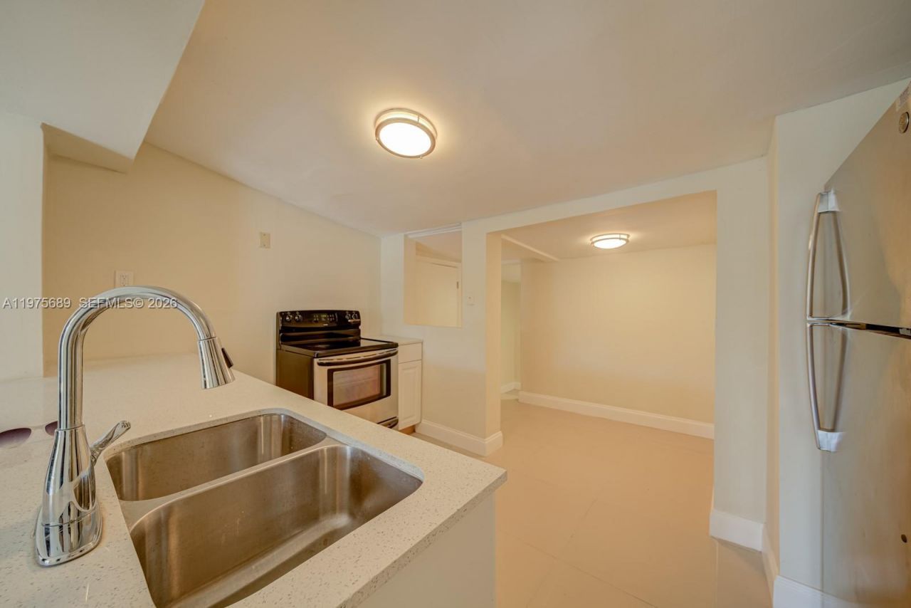 829 NW 56th St, Unit 829, Miami, FL 33127 Photo