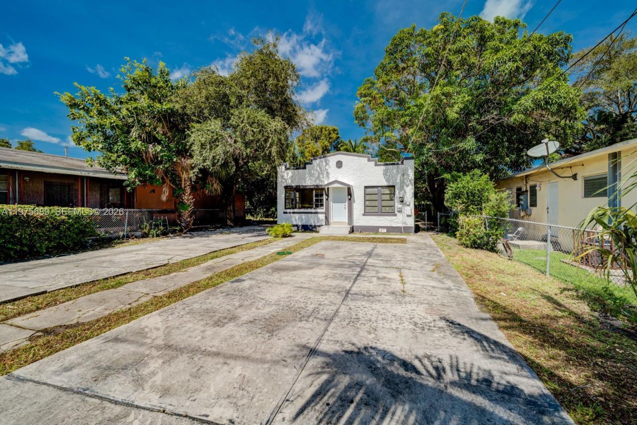 829 NW 56th St, Unit 829, Miami, FL 33127 Photo