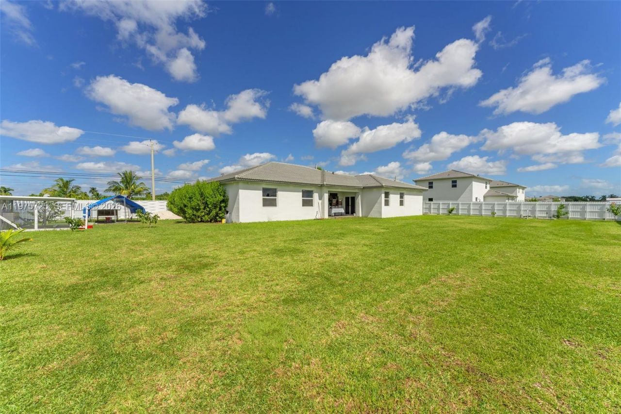 19866 SW 320th St , Homestead, FL 33030 Photo