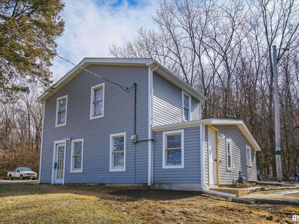 472 HILLCREST Drive, Creve Coeur, IL 61610