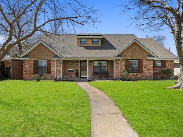 2653 Heatherwood Drive, Dallas, TX 75228
