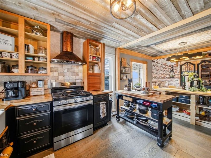 6563 W 130th Street, Parma Heights, OH 44130 Photo 7