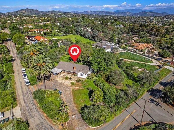 1890 Calmin Dr, Fallbrook, CA 92028