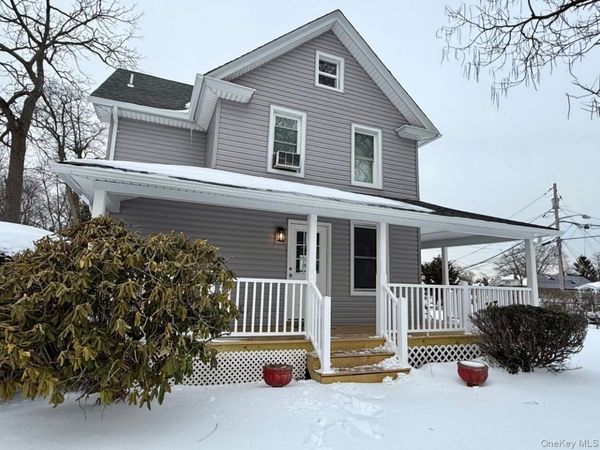 45 Garfield Street , Bay Shore, NY 11706