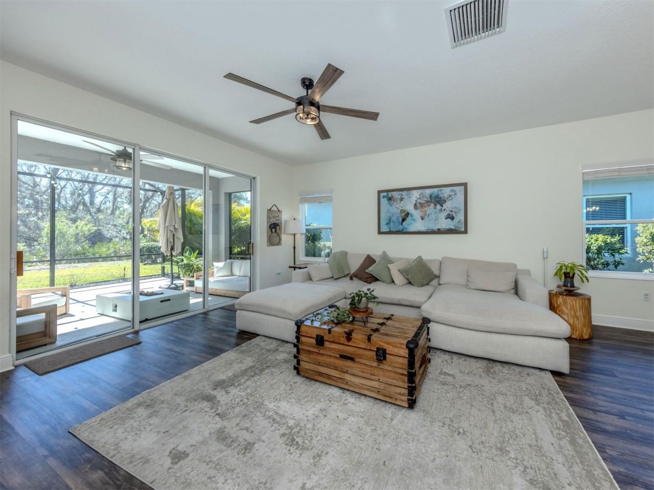 7412 Ridgelake Circle, Bradenton, FL 34203 Photo