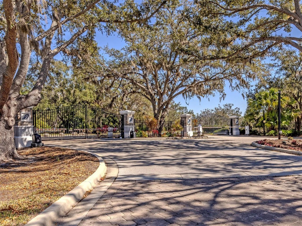 7412 Ridgelake Circle, Bradenton, FL 34203 Photo