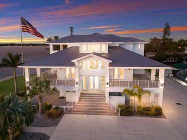 208 22ND STREET COURT NE, BRADENTON, FL 34208