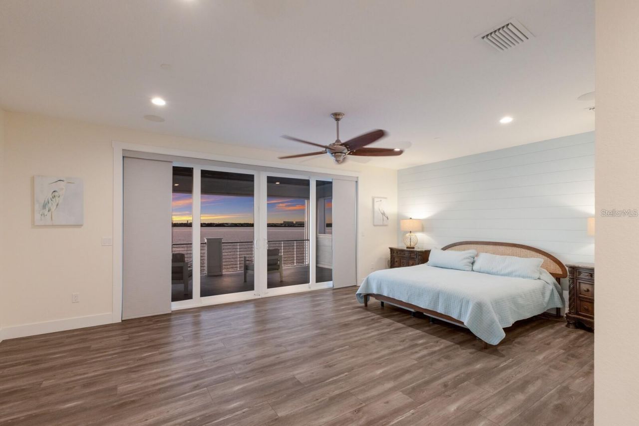 208 22nd Street Court Ne, Bradenton, FL 34208 Photo