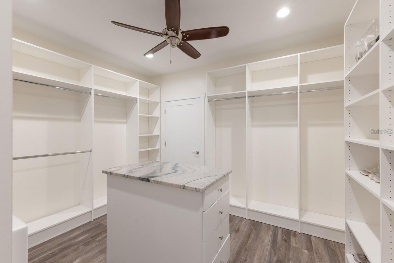 208 22nd Street Court Ne, Bradenton, FL 34208 Photo