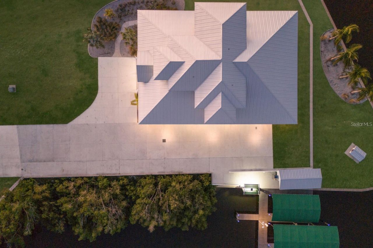 208 22nd Street Court Ne, Bradenton, FL 34208 Photo