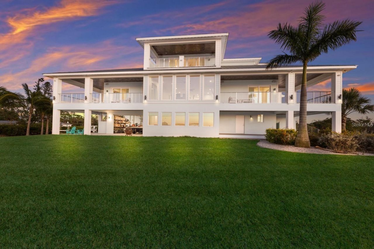 208 22nd Street Court Ne, Bradenton, FL 34208 Photo