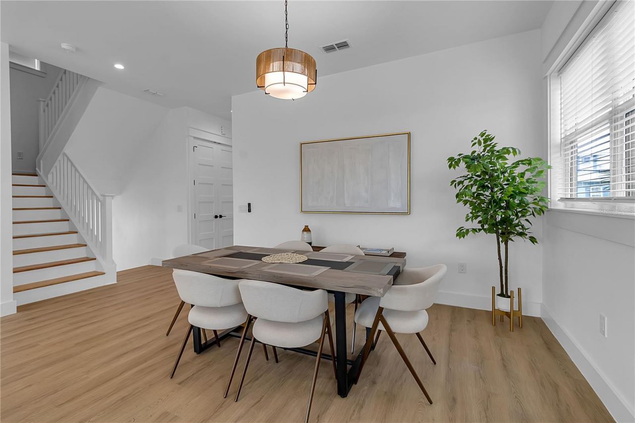 2215 Avenue C, Bradenton Beach, FL 34217 Photo