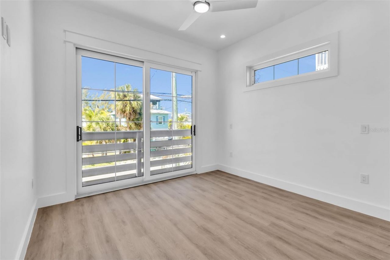 2215 Avenue C, Bradenton Beach, FL 34217 Photo