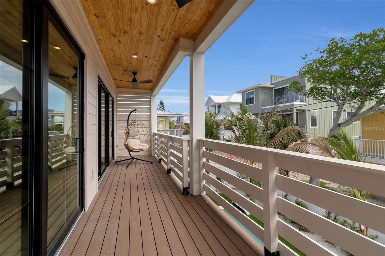 2215 Avenue C, Bradenton Beach, FL 34217 Photo