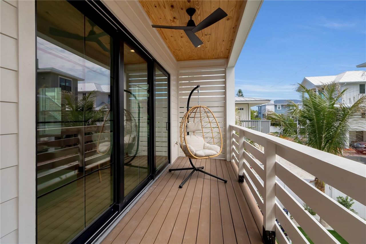 2215 Avenue C, Bradenton Beach, FL 34217 Photo