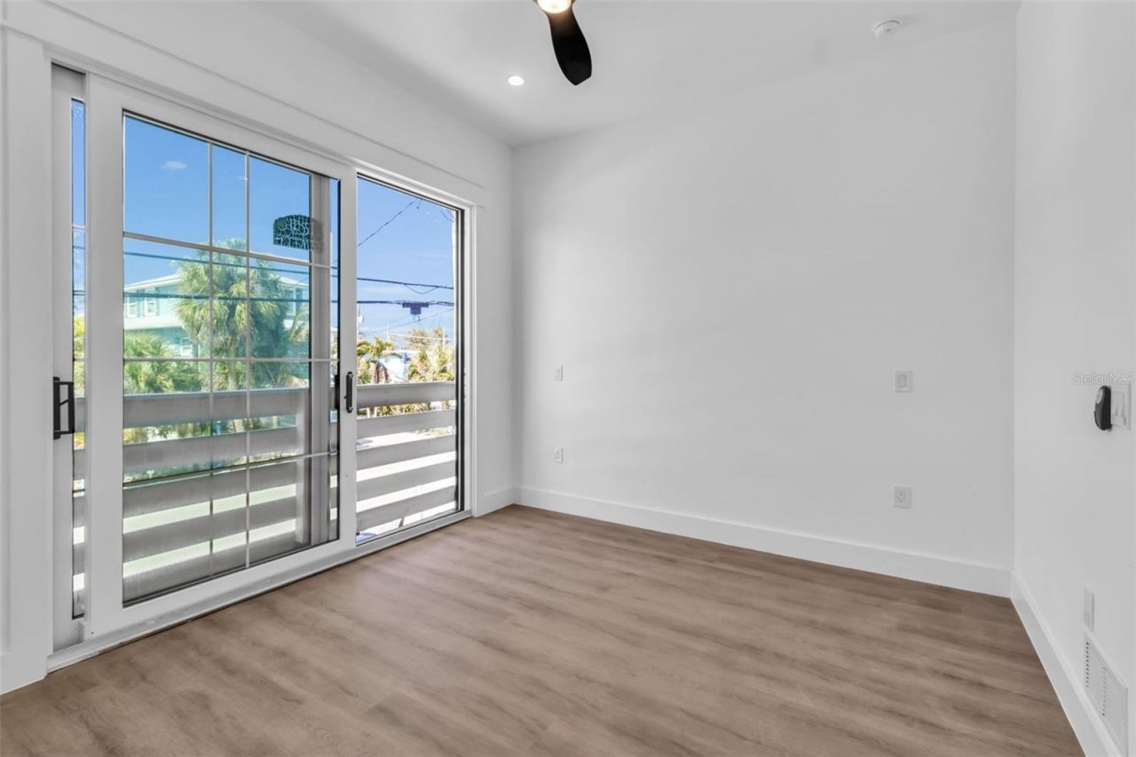 2215 Avenue C, Bradenton Beach, FL 34217 Photo