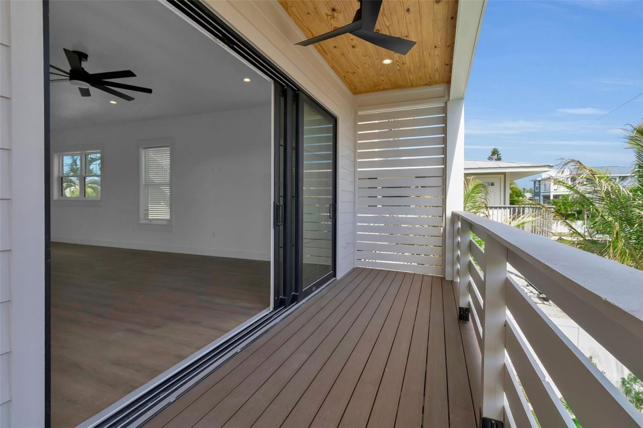 2215 Avenue C, Bradenton Beach, FL 34217 Photo