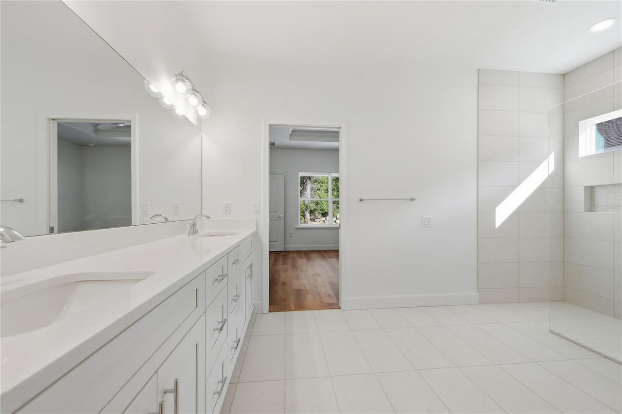1072 SW 67th Way, Gainesville, FL 32607 Photo