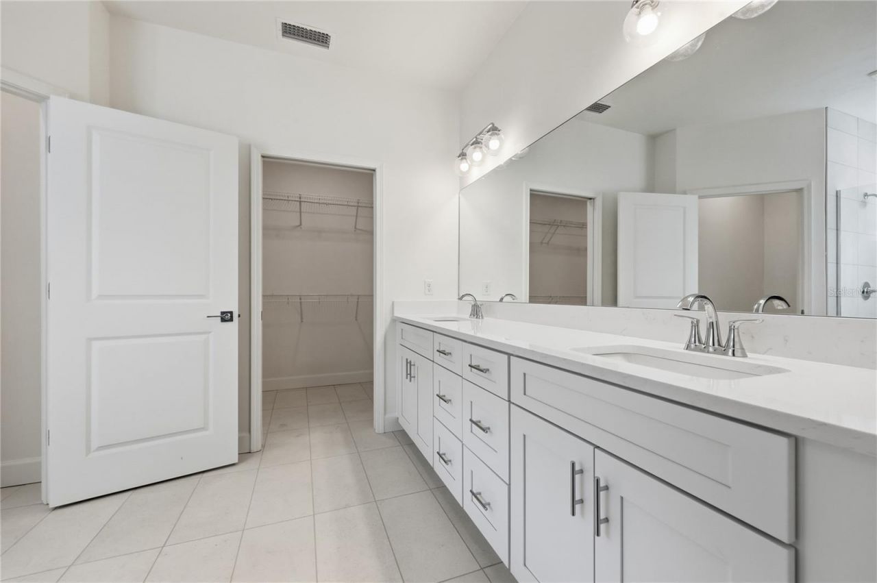 1072 SW 67th Way, Gainesville, FL 32607 Photo