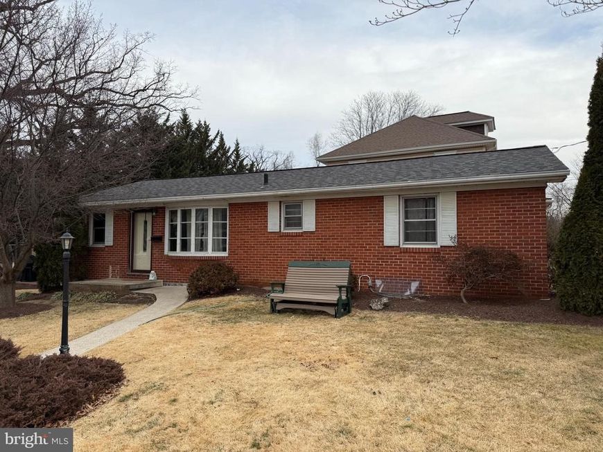11 Scotland Road, Chambersburg, PA 17201 Main Photo
