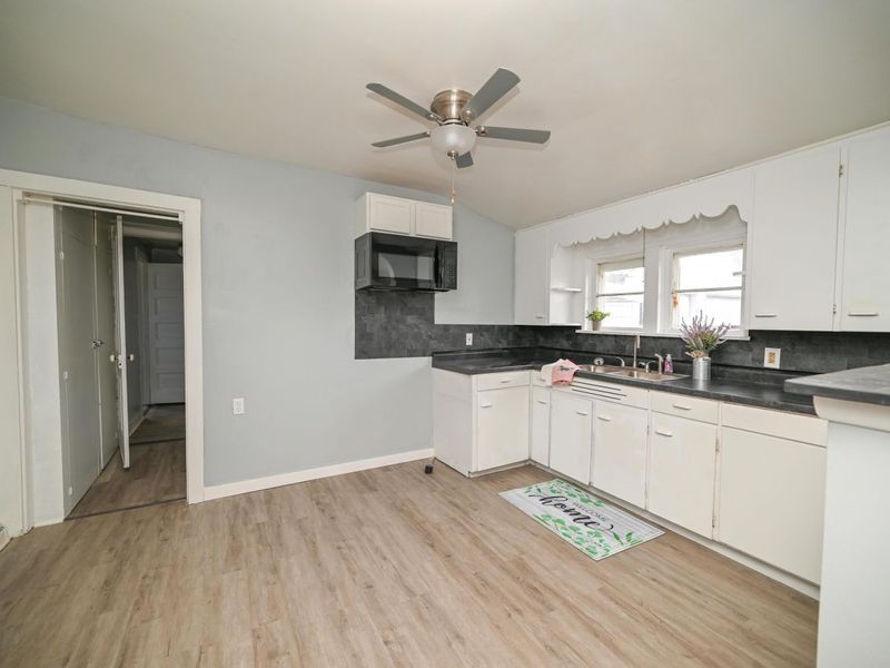 317 E Rensselaer Street, Bucyrus, OH 44820 Photo 16