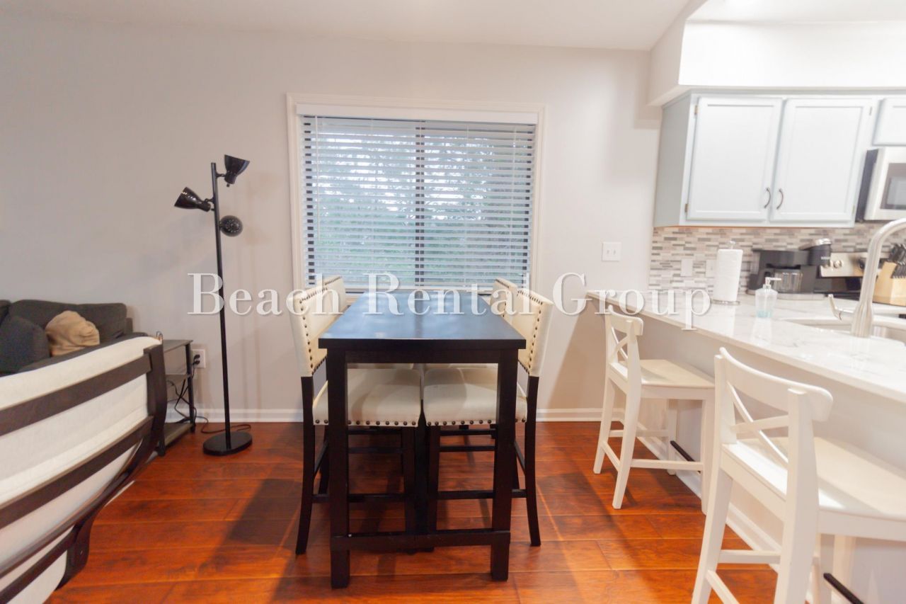 4109 Pinehurst Circle  Photo 6