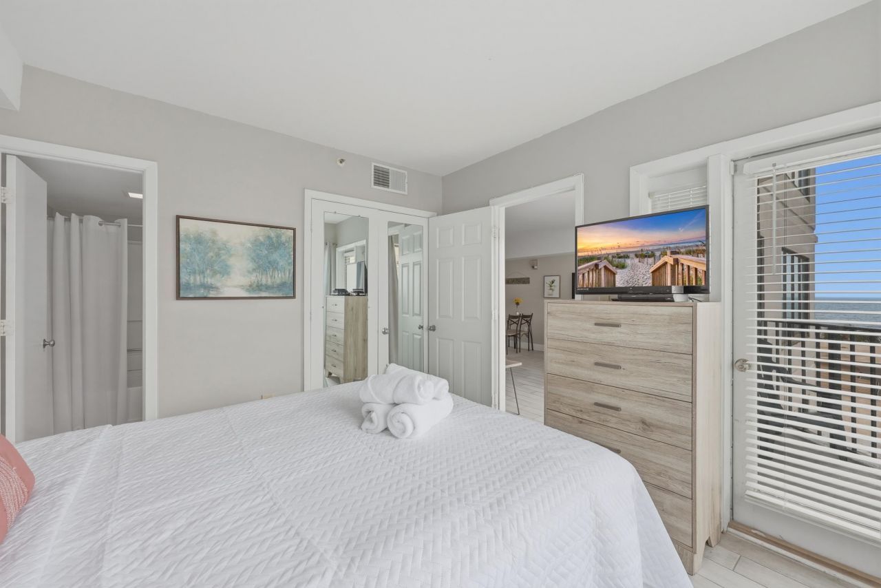 1605 S Ocean Blvd.  Photo 17