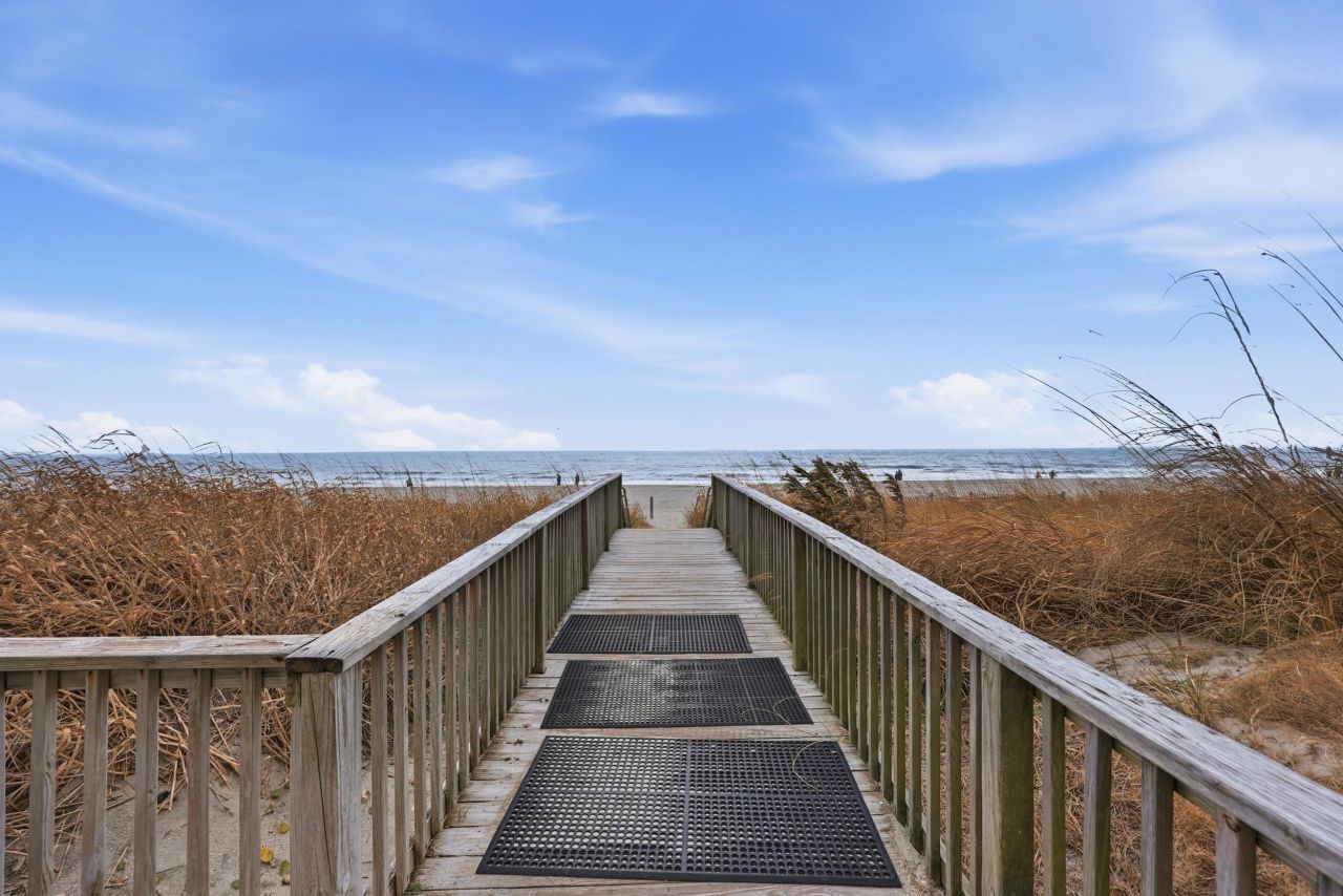 1605 S Ocean Blvd.  Photo 38