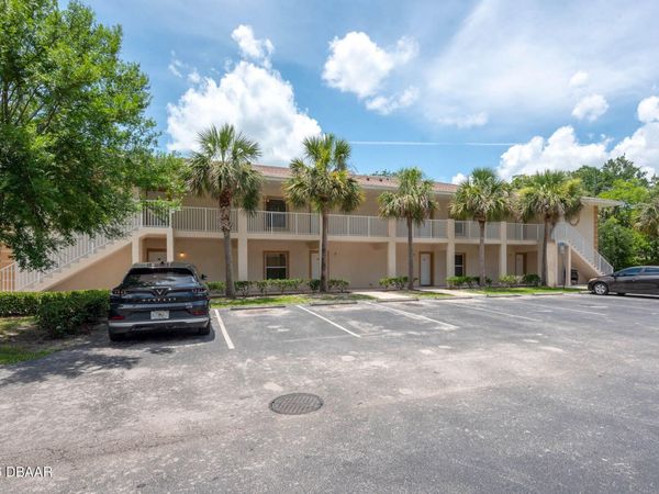 946 15th Street, Unit 202, Holly Hill, FL 32117