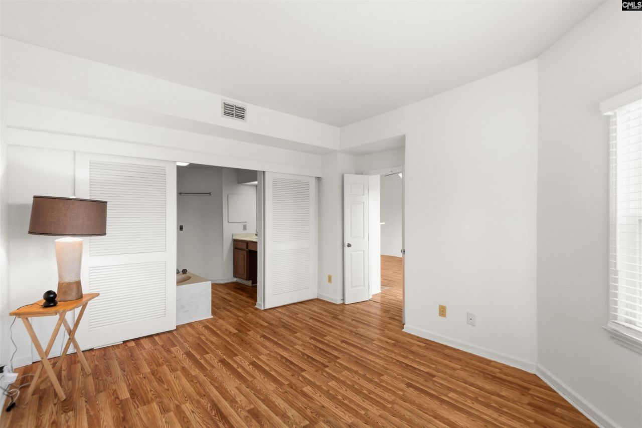 1850 Atlantic Drive  Photo 21