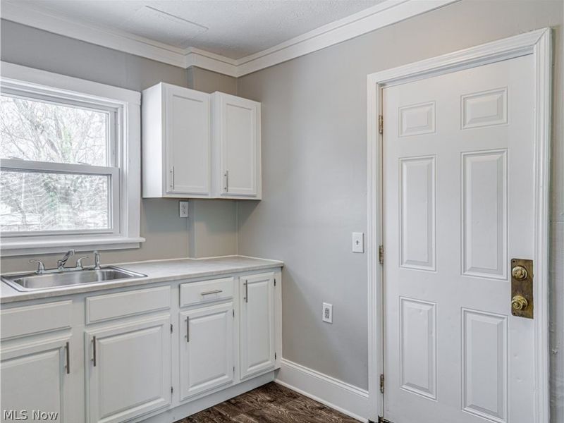 207 Denver Street, Akron, OH 44305 Photo 12