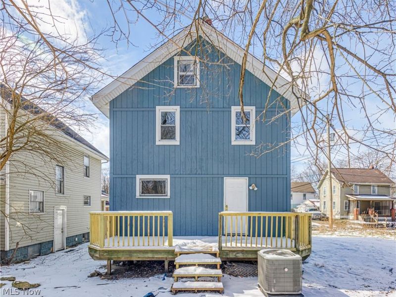 207 Denver Street, Akron, OH 44305 Photo 3