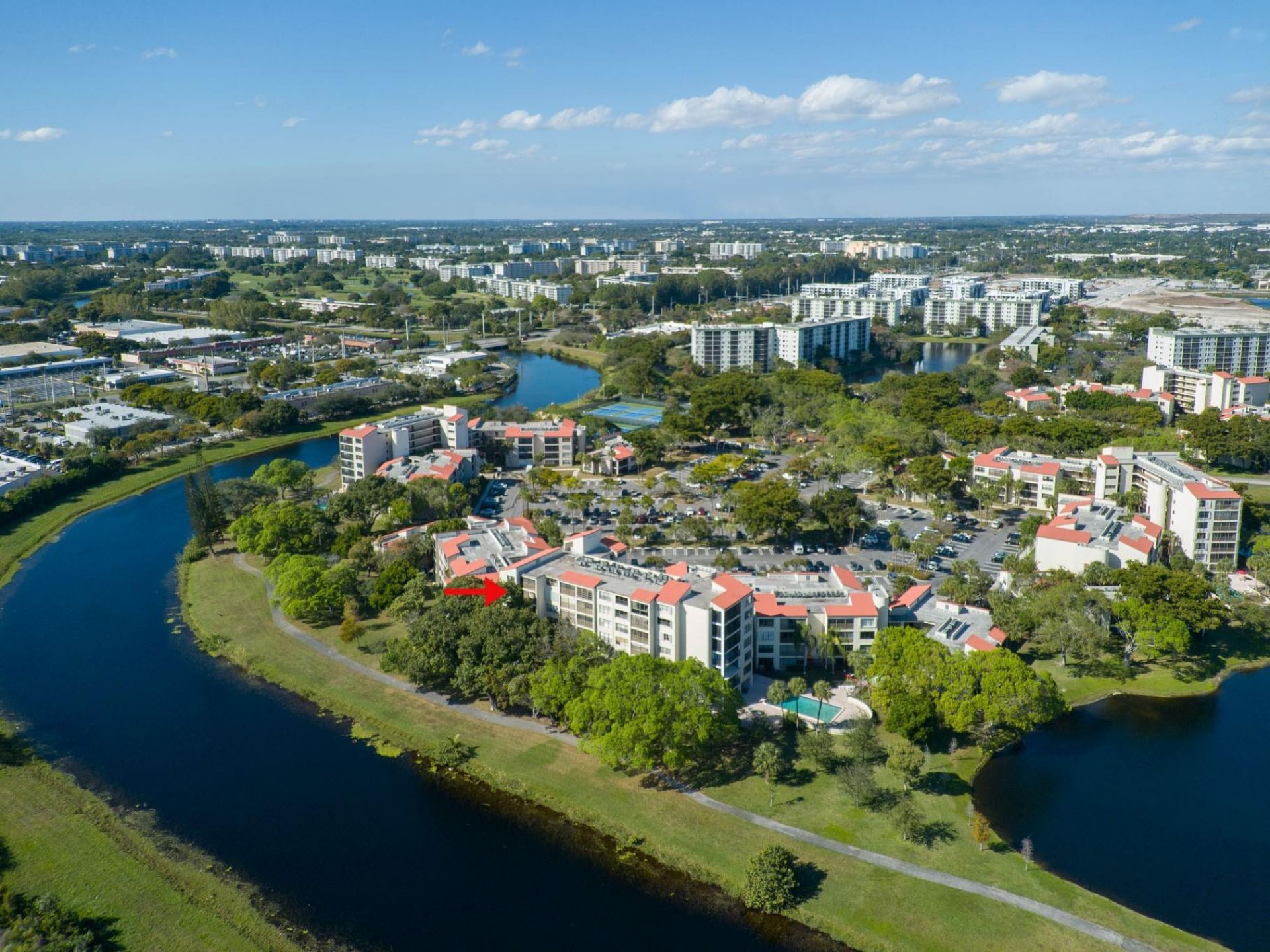 2322 S Cypress Bend Drive, Unit 411, Pompano Beach, FL 33069 Photo