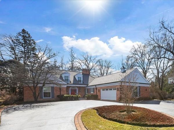 1115 Golfview Lane , Glenview, IL 60025