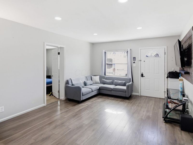 272 Southard Drive , Columbus, OH 43207 Photo 2