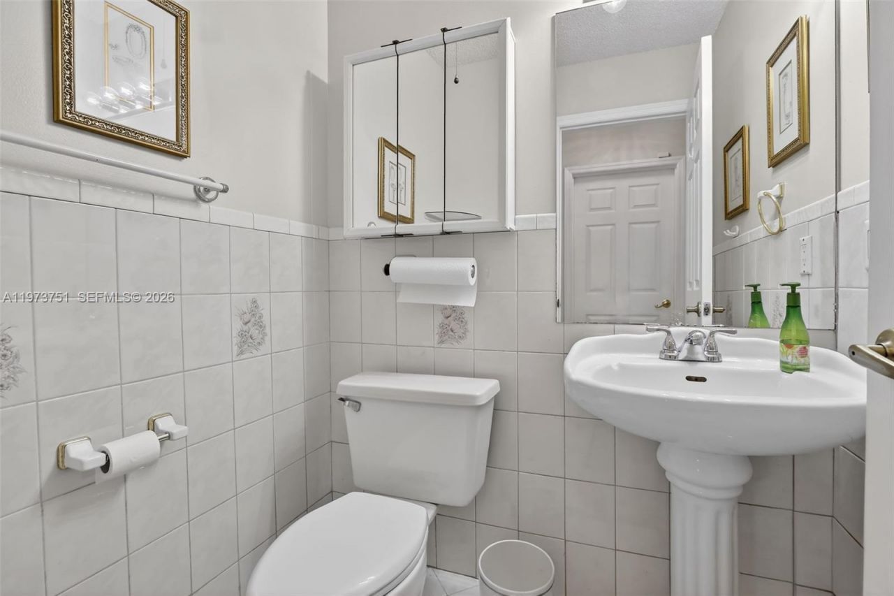 12665 NW 11th Ct , Sunrise, FL 33323 Photo