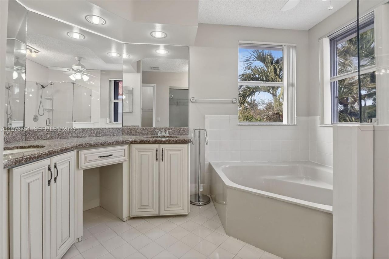 12665 NW 11th Ct , Sunrise, FL 33323 Photo